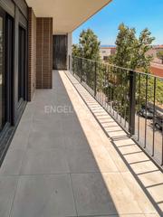 Lloguer Apartament a Bases de Manresa - Carretera de Santpedor. Exclusivo apartamento de lujo con terraza privada en manresa.