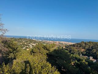 Wohngrundstück in Premià de Dalt. Exclusiva parcela con espectaculares vistas al mar