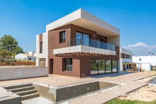 Casa a Sant Esteve Sesrovires. Casa premium en sant esteve sesrovires