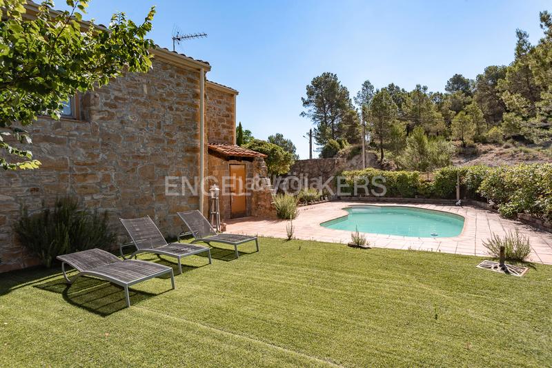 Foto 08f09b2b-ae7b-4b3e-b7e4-ef97c953e5a4. Bauernhof mit heizung pool in Castellbell i el Vilar