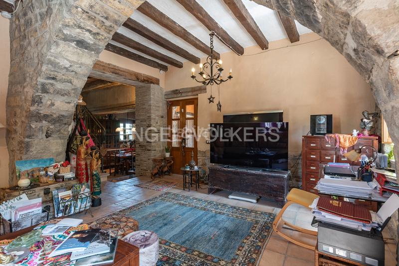 Foto 7a135fe7-04cd-4754-802a-5e4567b4ac7a. Bauernhof mit heizung pool in Castellbell i el Vilar