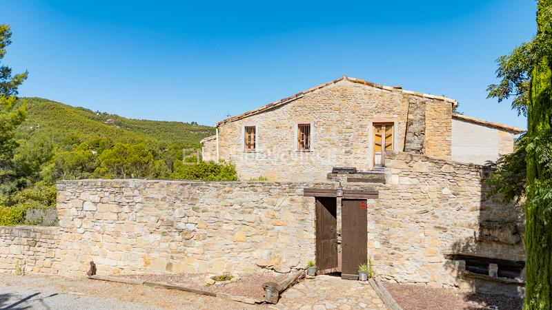 Foto 9835f920-97a6-4844-8759-697fbe74c41a. Bauernhof mit heizung pool in Castellbell i el Vilar