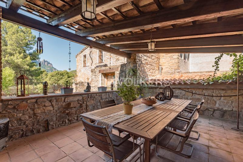 Foto ca2dbe96-a431-49b4-bbb3-3f872b446e9c. Bauernhof mit heizung pool in Castellbell i el Vilar