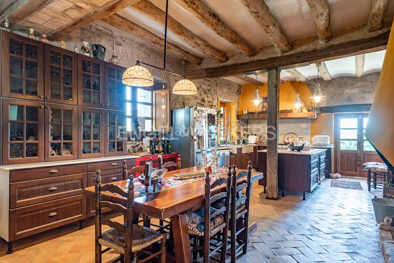 Foto cce657f7-86be-49c5-bc1f-97f7d2a015b6. Bauernhof mit heizung pool in Castellbell i el Vilar