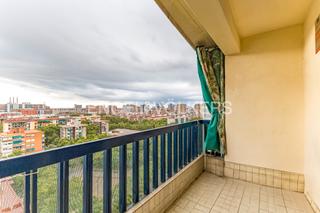 Appartement in La Verneda - La Pau. Apartamento con vistas y terraza en sant martí, barcelona.