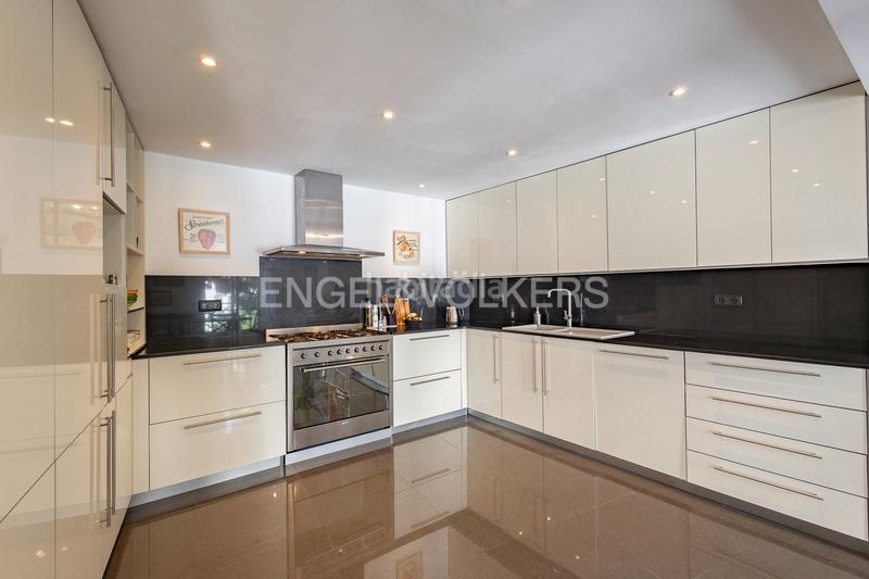 Foto 325205ec-0a4f-4d60-b742-34a06066b040. Alquiler apartamento una joya en san sebastián en Sitges