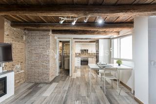 Alquiler Apartamento en St. Pere - Sta. Caterina - El Born. Encantador apartamento temporal en el corazón del borne