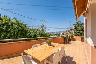Lloguer Apartament a La Miranda. Casa amueblada con gran terraza y vistas
