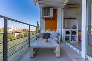 Apartament a Barri del Centre. Encantador piso en el centro de terrassa con 4 dormitorios y pla