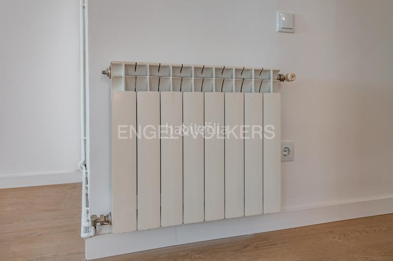 Foto 0ddcd2dc-49de-478d-a3b6-c9c830124ba4. Apartament amb calefacció aparcament a Centre Sabadell