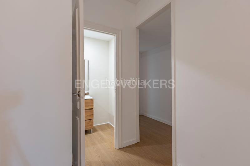 Foto 228de4b6-bd3a-4591-8065-b8b3d2a817f6. Apartament amb calefacció aparcament a Centre Sabadell