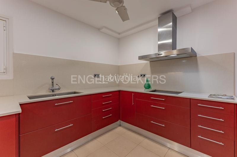 Foto 2e1ea1d3-95a1-4722-ab98-cf853a262712. Apartament amb calefacció aparcament a Centre Sabadell