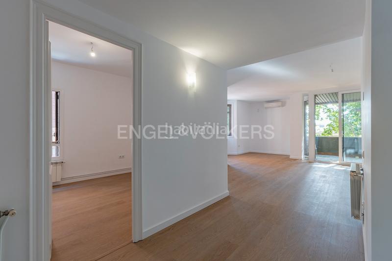 Foto 365fd07e-1c8b-4d2a-a66d-30b689979ba1. Apartament amb calefacció aparcament a Centre Sabadell