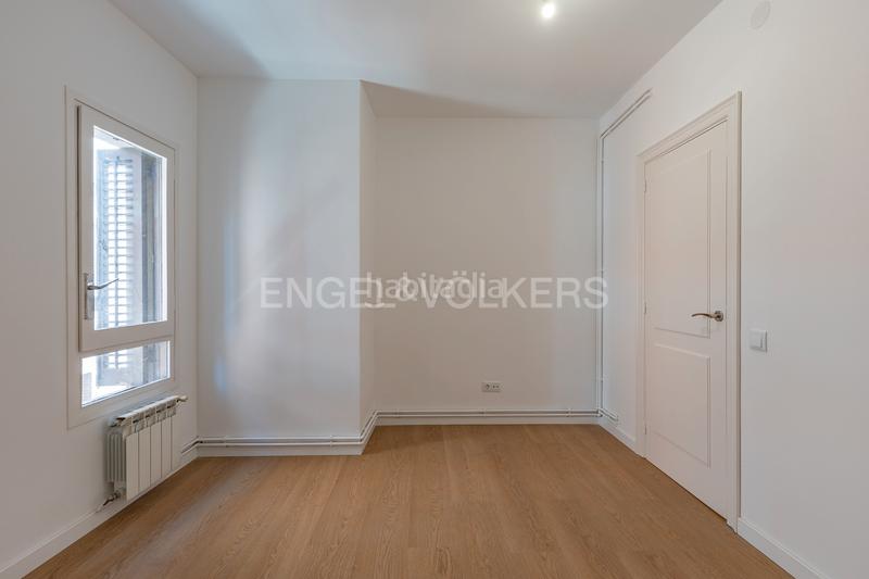 Foto 8f6a9ff2-5070-49a4-a942-e07a32695e31. Apartament amb calefacció aparcament a Centre Sabadell