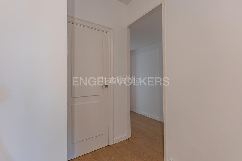 Foto 9041bdc9-7a4e-4aab-b7c6-a02c5076bd21. Apartament amb calefacció aparcament a Centre Sabadell