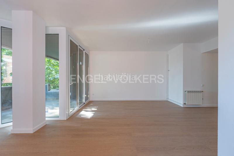 Foto 99492803-f5f7-431e-bba3-26954bd1d343. Apartament amb calefacció aparcament a Centre Sabadell