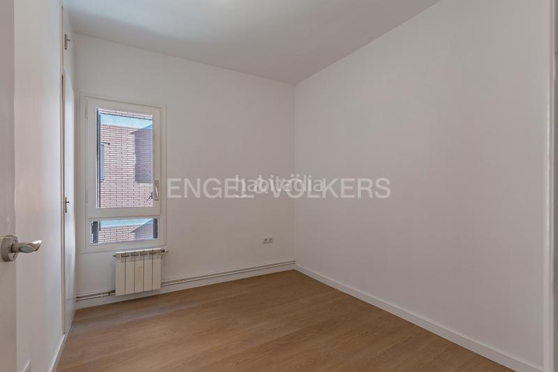 Foto e4644692-69e0-482b-b6e3-1bd15ed4adea. Apartament amb calefacció aparcament a Centre Sabadell