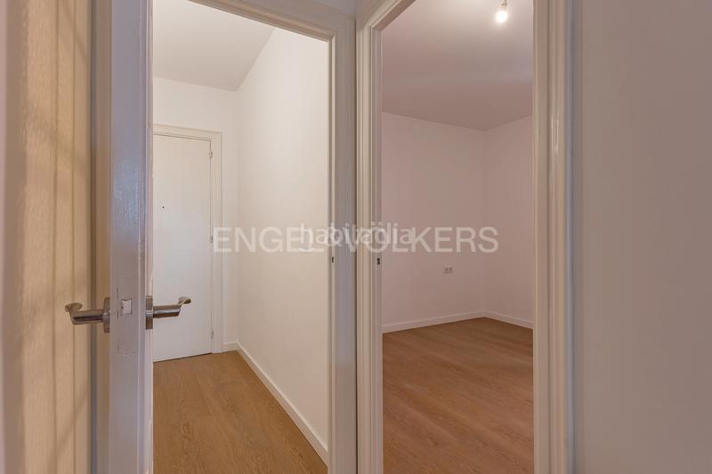 Foto e6ccaba6-ef69-4f69-84ec-cd074408681e. Apartament amb calefacció aparcament a Centre Sabadell