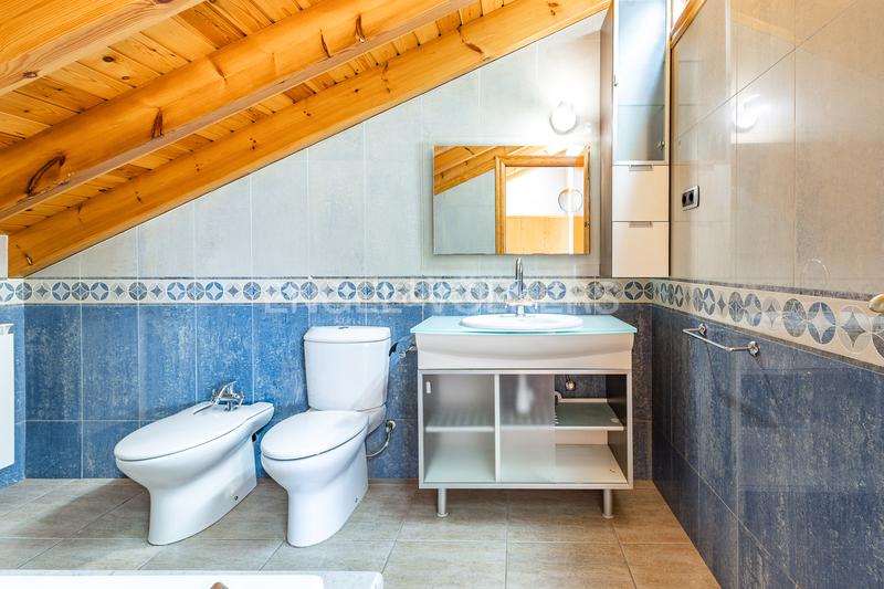 Foto 75431be8-1dd6-4d85-b38b-4e131f50279d. Casa con riscaldamento parcheggio in Santa Eulàlia de Ronçana