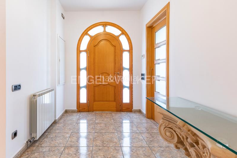 Foto 906c51fe-5fa5-4a54-9328-76bd23b0aa3e. Casa con riscaldamento parcheggio in Santa Eulàlia de Ronçana