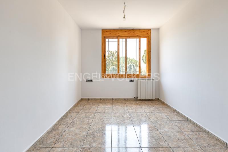 Foto abd7878a-e70d-40f9-bf44-7421f4040cf6. Casa con riscaldamento parcheggio in Santa Eulàlia de Ronçana