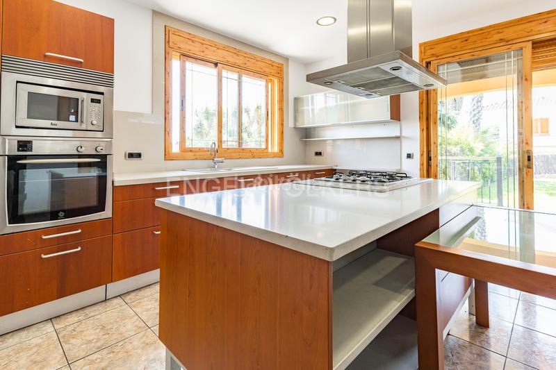 Foto baf8ad86-a183-42bd-a862-e463e6fe06b8. Casa con riscaldamento parcheggio in Santa Eulàlia de Ronçana