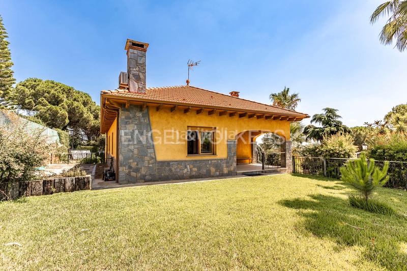 Foto ca8ed9e3-0ed7-4a72-b42a-98cf609948c3. Casa con riscaldamento parcheggio in Santa Eulàlia de Ronçana