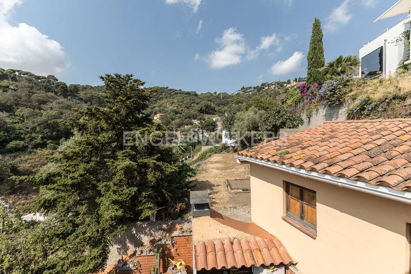 Foto 8fad7814-6d91-4b32-998b-0eae3729dd9f. Casa amb calefacció aparcament a Sarrià Barcelona