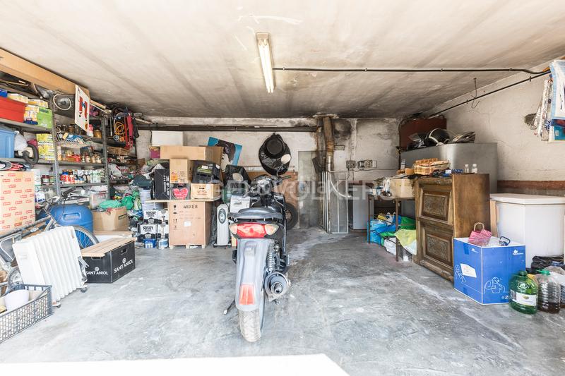 Foto cf17401a-aa2a-444b-b652-6efd2e1750a7. Casa amb calefacció aparcament a Sarrià Barcelona