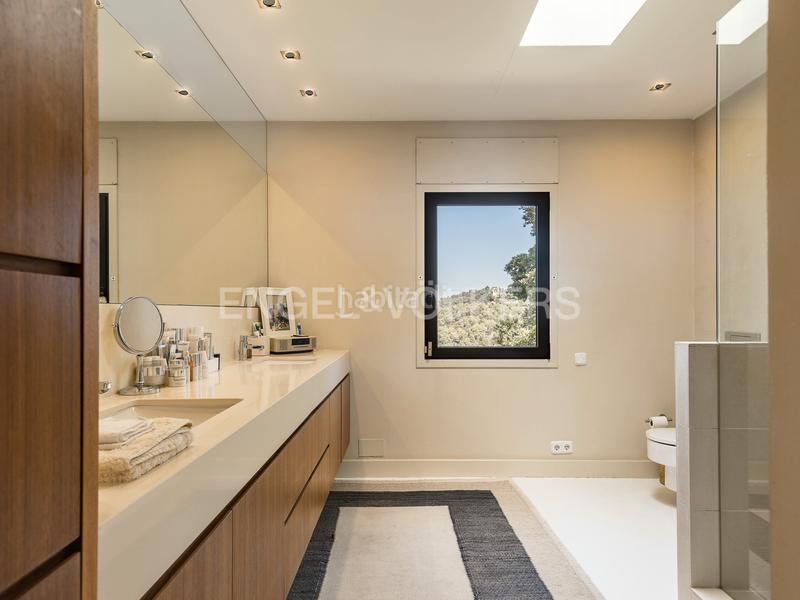 Foto 022bb202-83bb-4c1d-a765-3420c2093184. Casa con riscaldamento parcheggio piscina in Vallvidrera - Tibidabo - Les Planes Barcelona