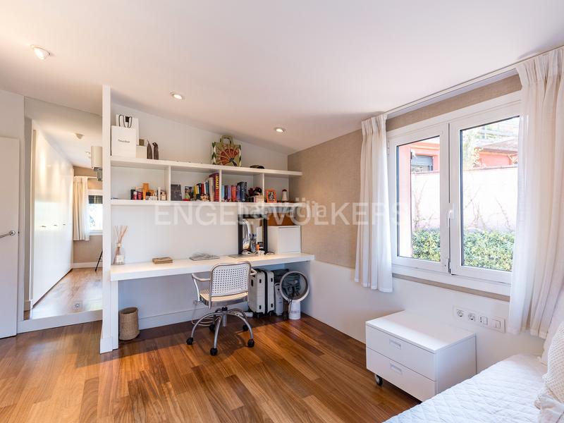 Foto 0ca9f7d7-3563-459b-a12d-967c204b0bd4. Casa con riscaldamento parcheggio piscina in Vallvidrera - Tibidabo - Les Planes Barcelona