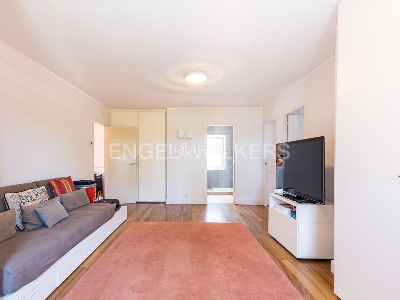 Foto 185328ca-43b9-44e3-a06d-99a49bb3cec7. Casa con riscaldamento parcheggio piscina in Vallvidrera - Tibidabo - Les Planes Barcelona