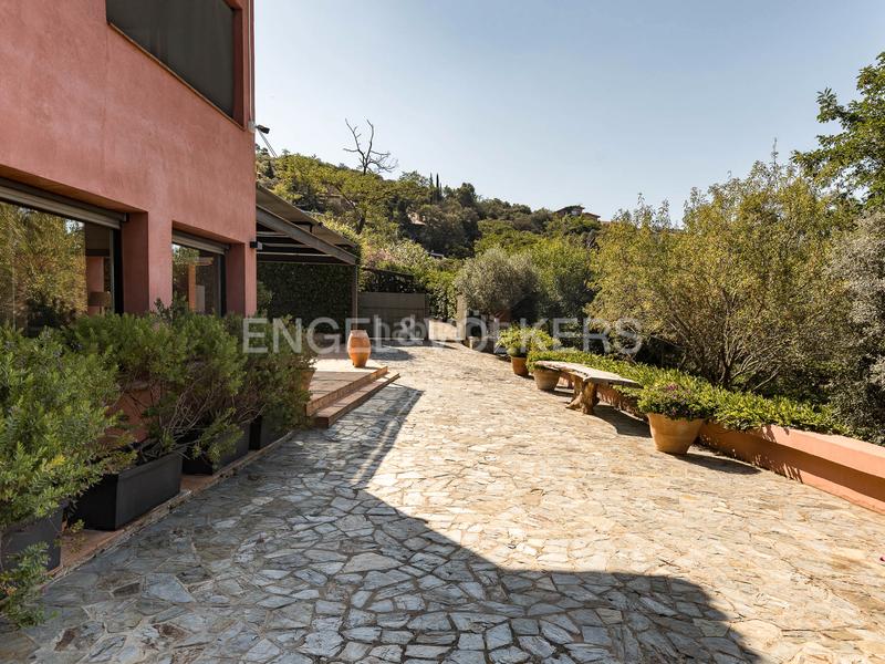 Foto 1a1c264f-f32e-459c-80e3-8e75176bc1aa. Casa con riscaldamento parcheggio piscina in Vallvidrera - Tibidabo - Les Planes Barcelona