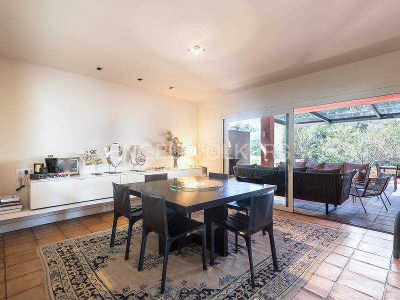 Foto a6a1c94f-ec05-479c-a5c2-0adf9ca47d27. Casa con riscaldamento parcheggio piscina in Vallvidrera - Tibidabo - Les Planes Barcelona