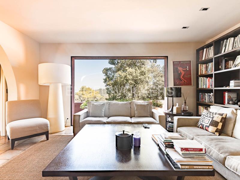 Foto e5e7cc21-363d-4f88-a376-7416ada7c837. Casa con riscaldamento parcheggio piscina in Vallvidrera - Tibidabo - Les Planes Barcelona