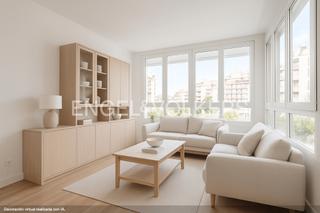 Apartament a L´Antiga Esquerra de l´Eixample. Espectacular piso alto todo exterior a 3 vientos en el corazón d