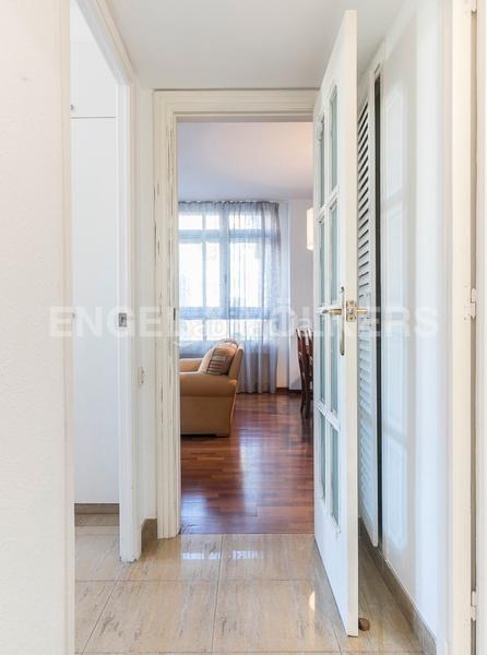 Foto 4736a978-3da0-40f7-a209-48d97d90f6e0. Apartament amb calefacció aparcament a L´Antiga Esquerra de l´Eixample Barcelona