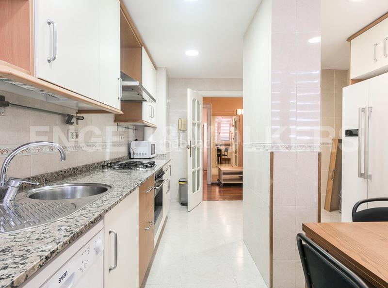 Foto a0e9de74-f4ce-4595-8bf1-ce069378c916. Apartament amb calefacció aparcament a L´Antiga Esquerra de l´Eixample Barcelona