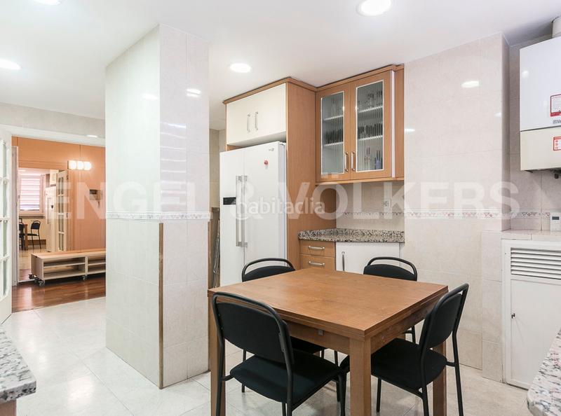 Foto e11ff3f5-a815-4c21-b0e1-ddb7d3076ccc. Apartament amb calefacció aparcament a L´Antiga Esquerra de l´Eixample Barcelona