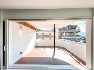 Lloguer Apartament a Sant Gervasi - Galvany. Moderno piso cerca turo park con terraza