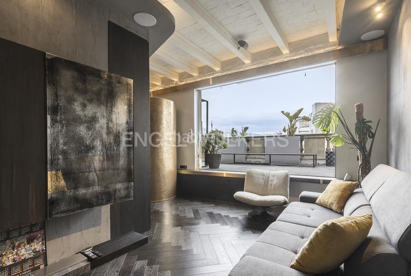 Foto c68ec91e-e0bc-4841-bf47-cb45d9c1c2a6. Alquiler apartamento ático temporal de diseño con vistas panorámicas a en Barcelona