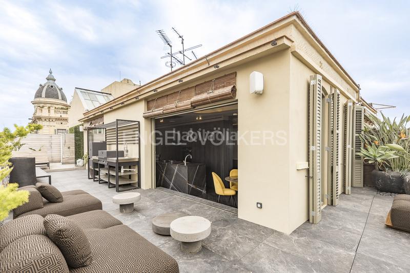 Foto 704a3bc9-85cf-4b2f-b97f-dff76a9cc707. Location appartement avec chauffage dans Gòtic Barcelona