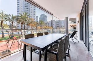 Rent Apartment in Diagonal Mar i el Front Marítim del Poblenou. Magnífico piso temporal con terraza, parking y piscina