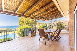 Maison à Victoria-Les Vil·les-Canyadell. Lujo frente al mar