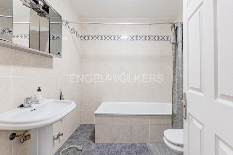 Foto 3e019016-4c0a-49c2-b345-5a8724667781. Casa con riscaldamento parcheggio in Mira-sol Sant Cugat del Vallès