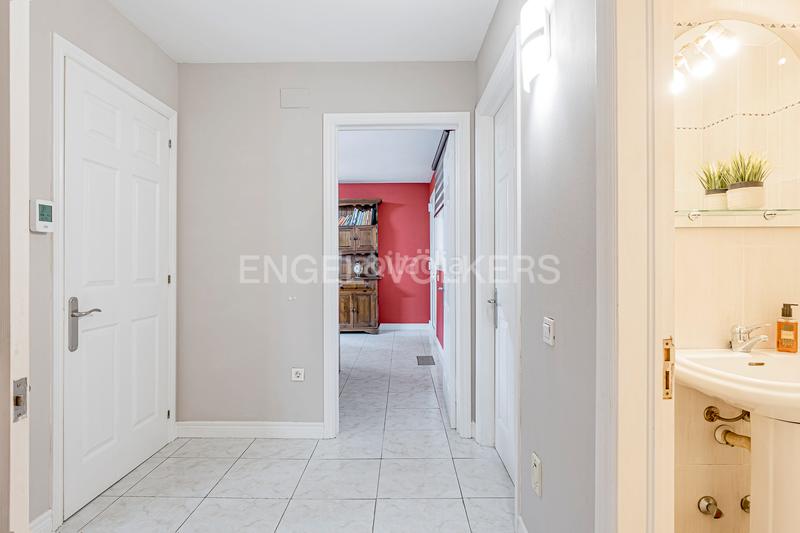 Foto 8fbd2119-5606-41e7-a7a3-87633a7d8409. Casa con riscaldamento parcheggio in Mira-sol Sant Cugat del Vallès
