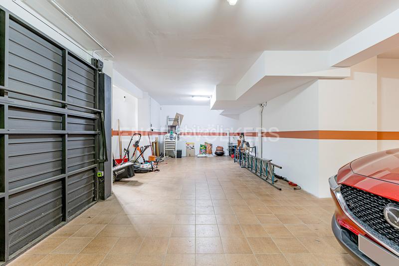 Foto 943d9afa-5d46-455c-a506-e1ad501a9fbd. Casa con riscaldamento parcheggio in Mira-sol Sant Cugat del Vallès