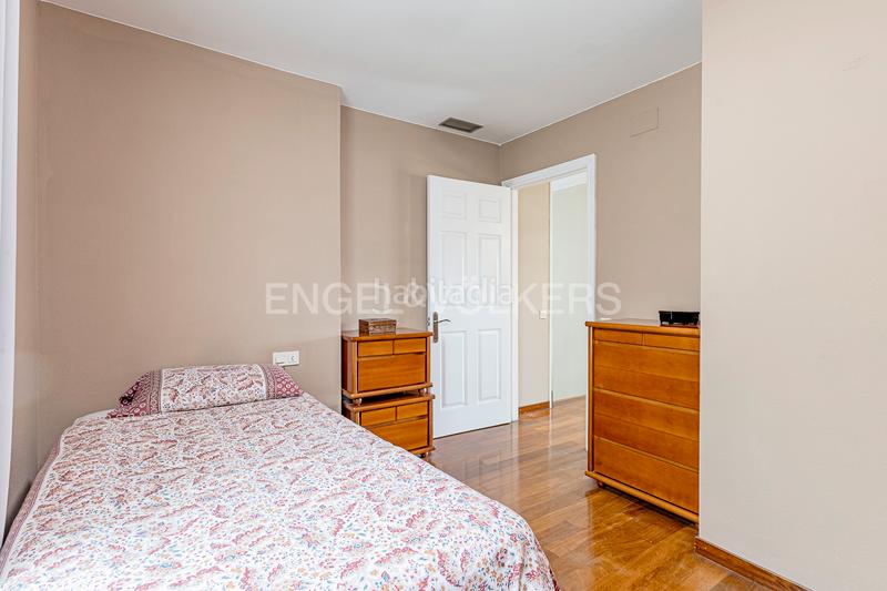 Foto af357cdf-c74e-4d9c-8670-9bec0e6bdacf. Casa con riscaldamento parcheggio in Mira-sol Sant Cugat del Vallès
