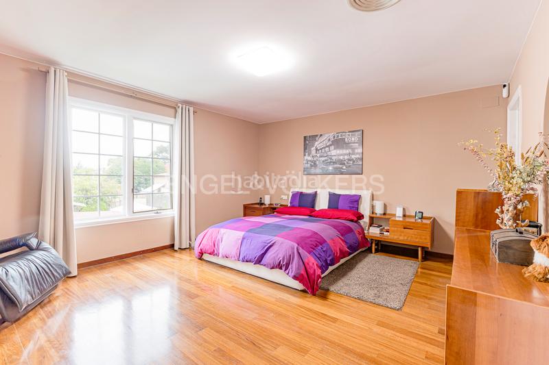 Foto fed80829-772b-41a0-b81f-d401ca2bf02e. Casa con riscaldamento parcheggio in Mira-sol Sant Cugat del Vallès