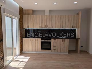 Appartement  Travessera de gracia. Piso reformado cerca de la sagrada familia